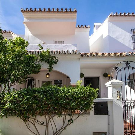 A Cozy And Elegant Townhouse Across The Beach Torre de Benagalbon Exterior foto