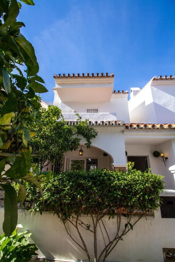 A Cozy And Elegant Townhouse Across The Beach Torre de Benagalbon Exterior foto