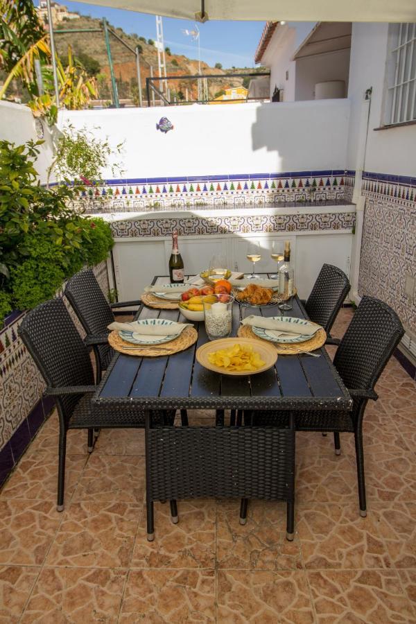 A Cozy And Elegant Townhouse Across The Beach Torre de Benagalbon Exterior foto