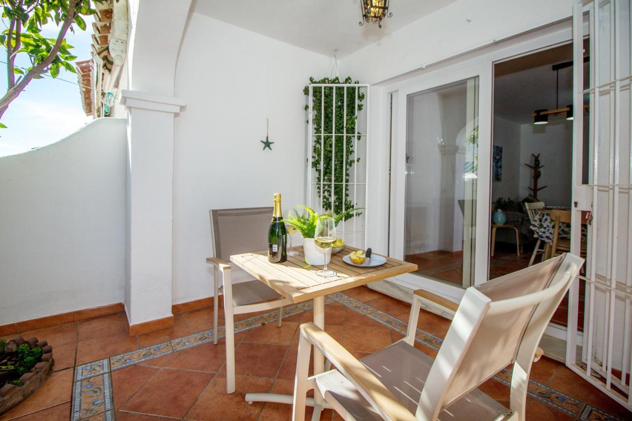 A Cozy And Elegant Townhouse Across The Beach Torre de Benagalbon Exterior foto